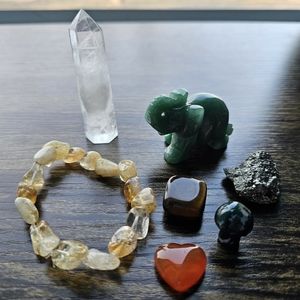 "Lucky" 7 Pc Crystal Collection Intention Stones Set Prosperity Manifestation